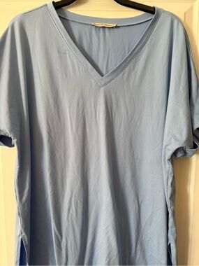 Zenana ladies xl  Light Blue V-Neck lounge  Shirt
